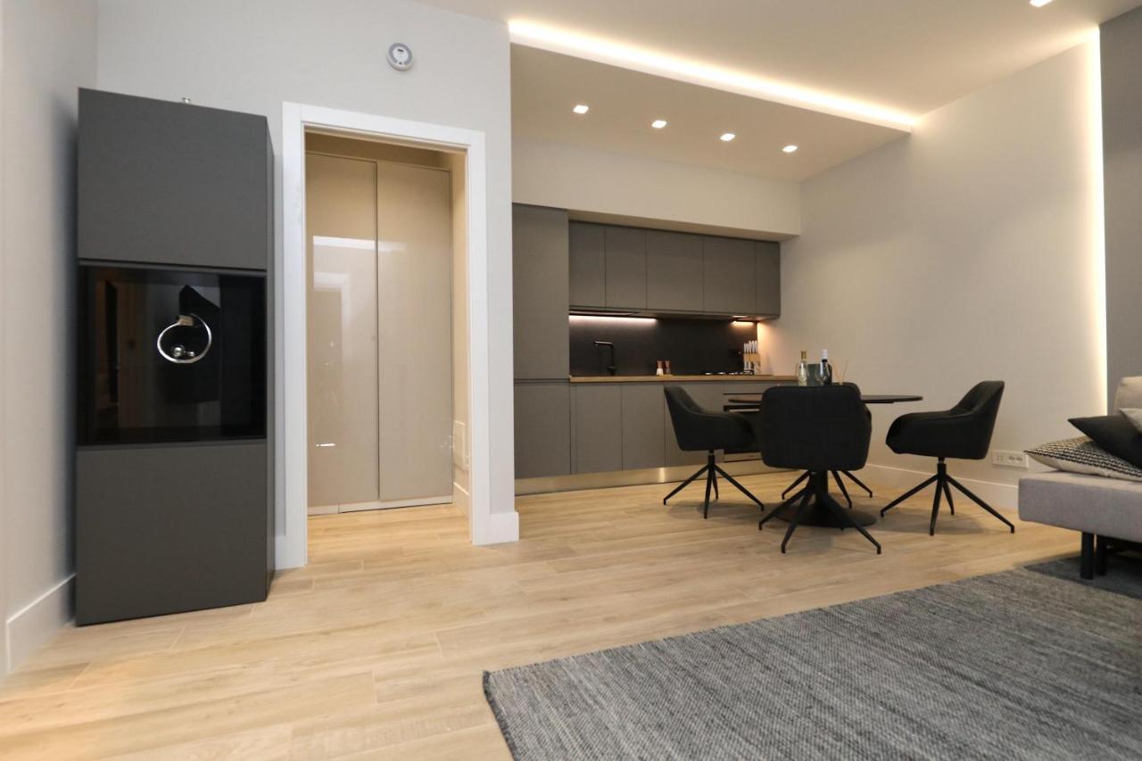 Renovated & Fully Equipped-Luxurious-2Room Fontana Suite, It Just Doesn'T Get Any Better! Olbia Exterior foto